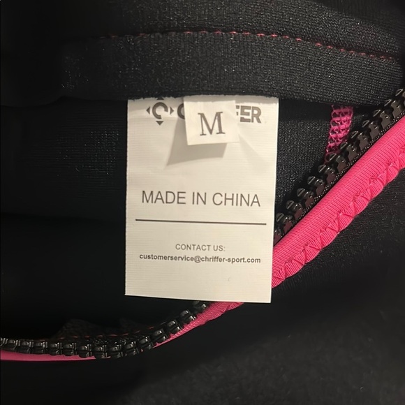 Kids Swim Wetsuit - Black and Pink NWOT - Picture 4 of 6